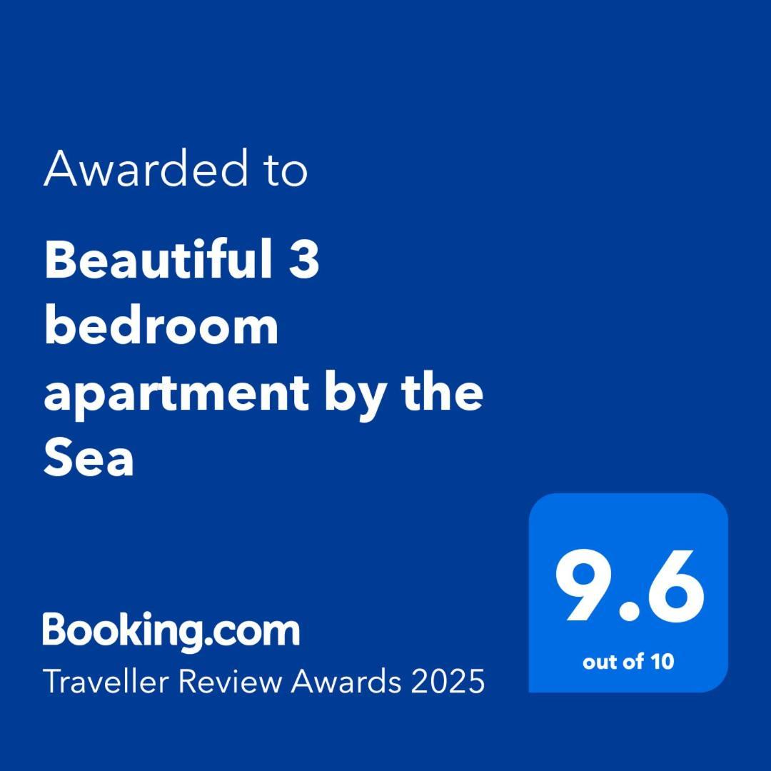Beautiful 3 Bedroom Apartment By The Sea 뉴키 외부 사진